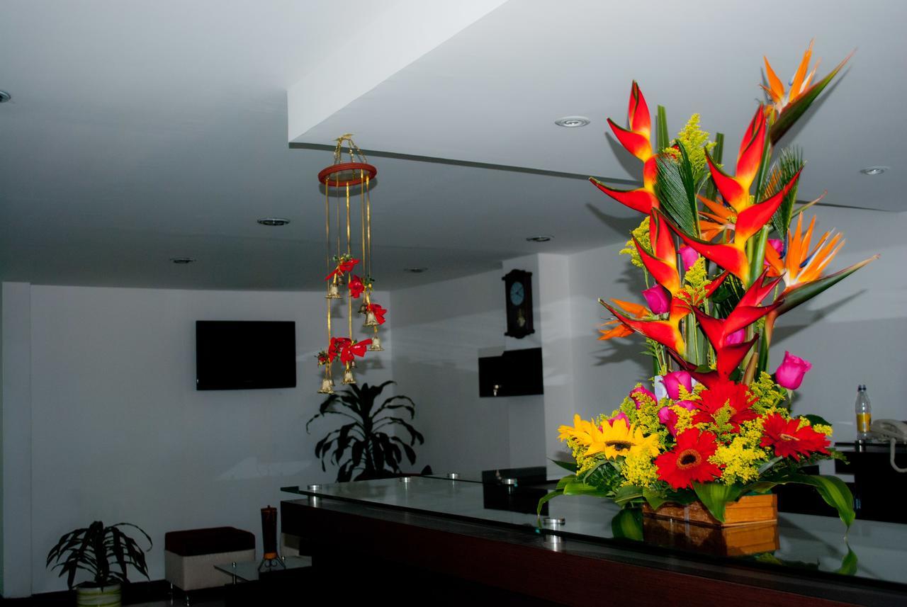 Hotel Royal Suite Manizales Kültér fotó